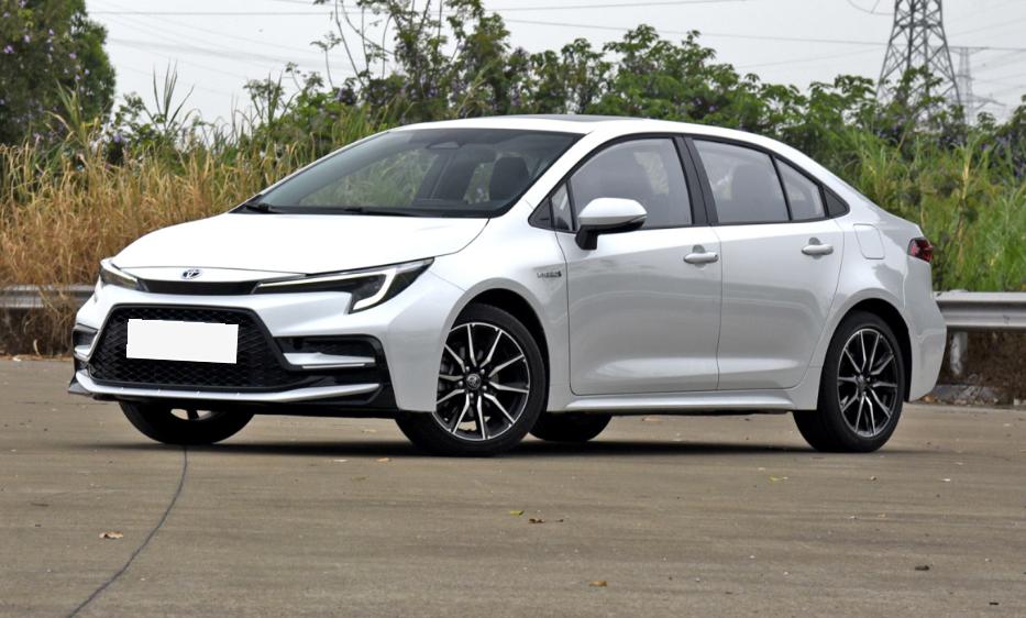 2019新雷凌豪华版1.2t起步,智能电混新时代全新雷凌首试体验