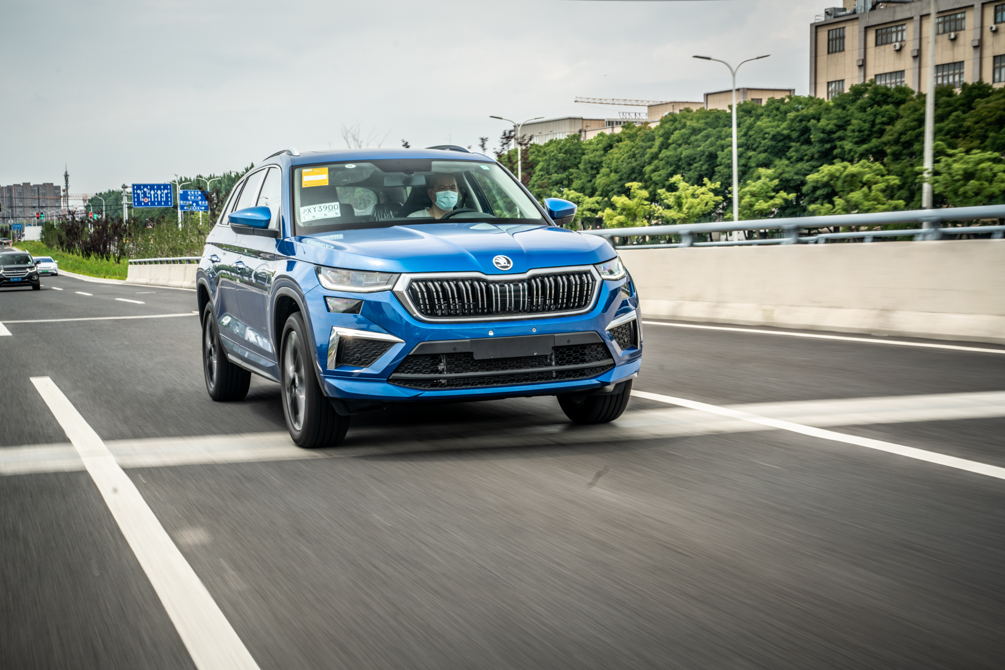 2020斯柯达柯迪亚克七座suv,棕色斯柯达柯迪亚克七座2022