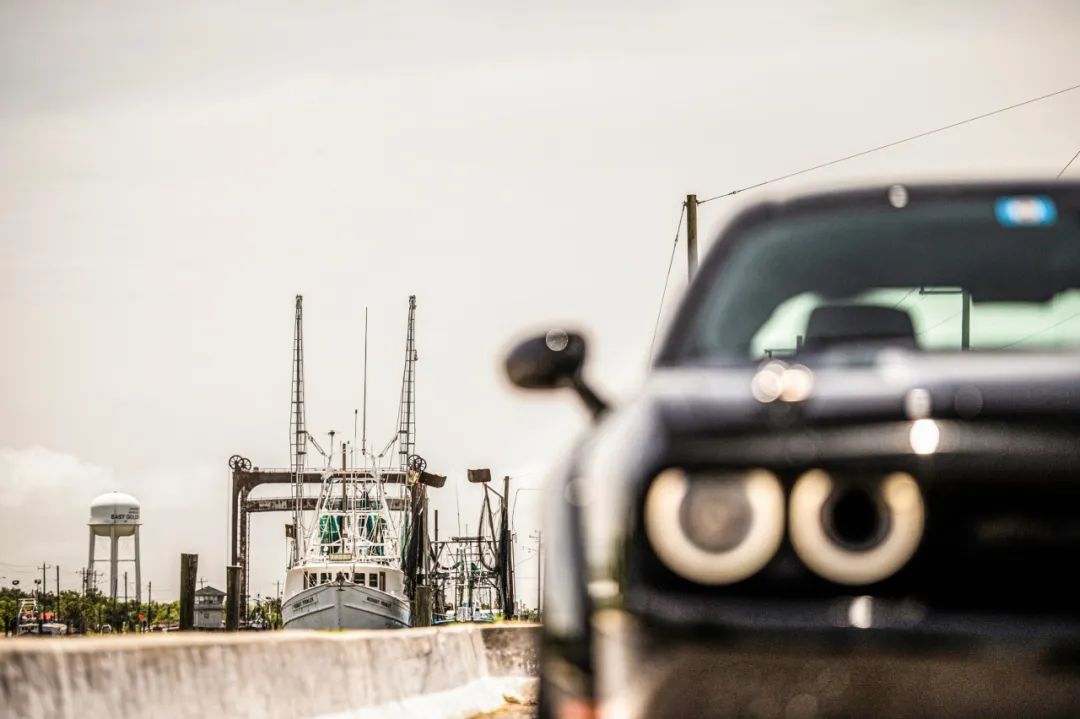 道奇挑战者驾驶视频手持拍摄,道奇挑战者驾驶操作