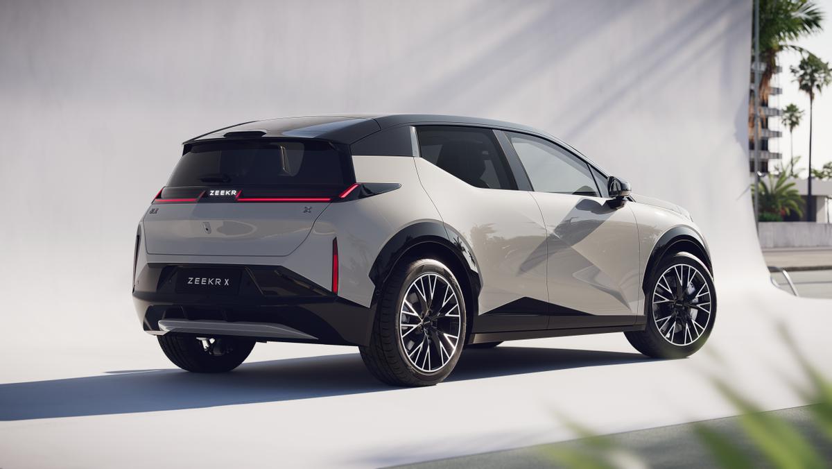 18.98万起，极氪X上市，年轻人能买的纯电紧凑型SUV终于有了？