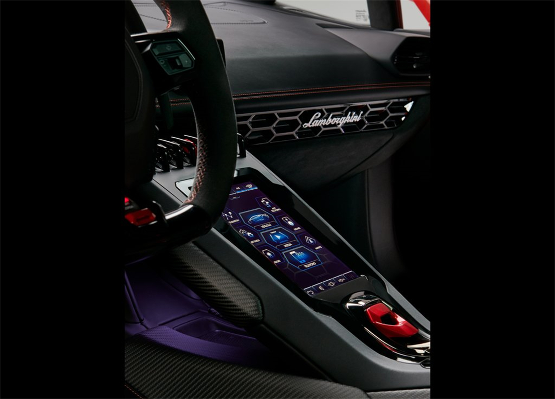 这辆*博兰**基尼能越野！自带行李架/底盘装甲末日完美座驾？