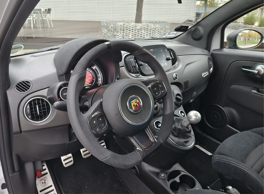 欧洲试驾阿巴特500：最原始/最粗糙/最特别/最有趣的汽车