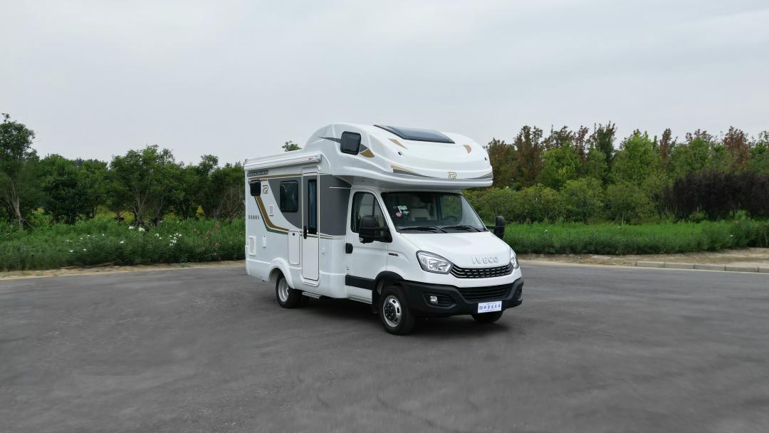 歌睿途c300双拓展房车价格,歌睿途无拓展c型房车