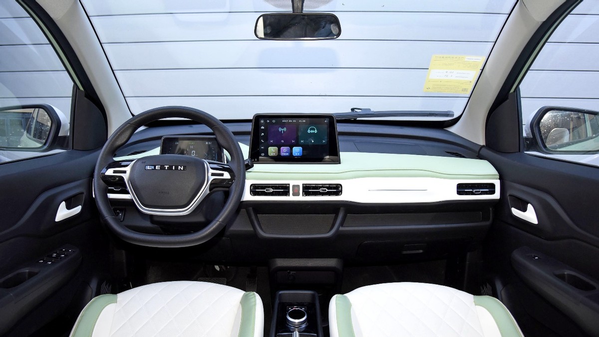 雷丁芒果pk宏光mini,宏光miniev续航短值得买吗