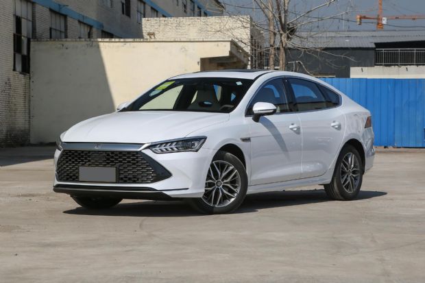 哈弗h6销量排在suv榜第一,比亚迪秦plusdm-i和哈弗h6哪个好