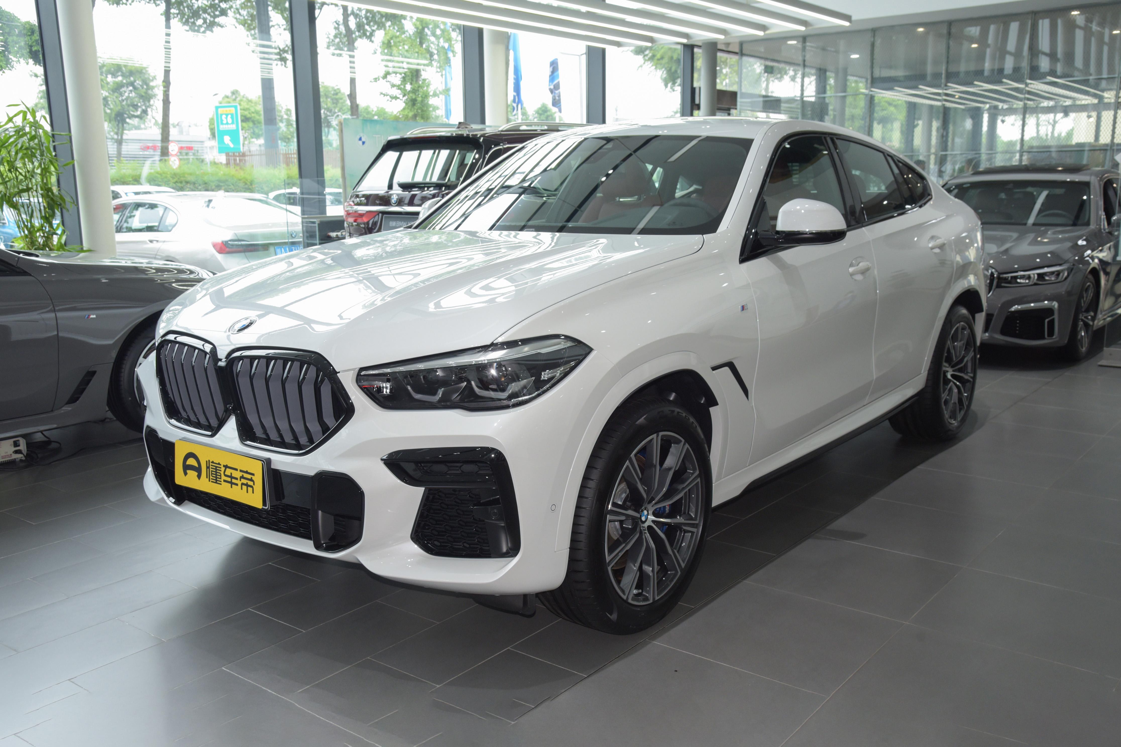 宝马轿跑suvx6,轿跑suv宝马x6m街拍