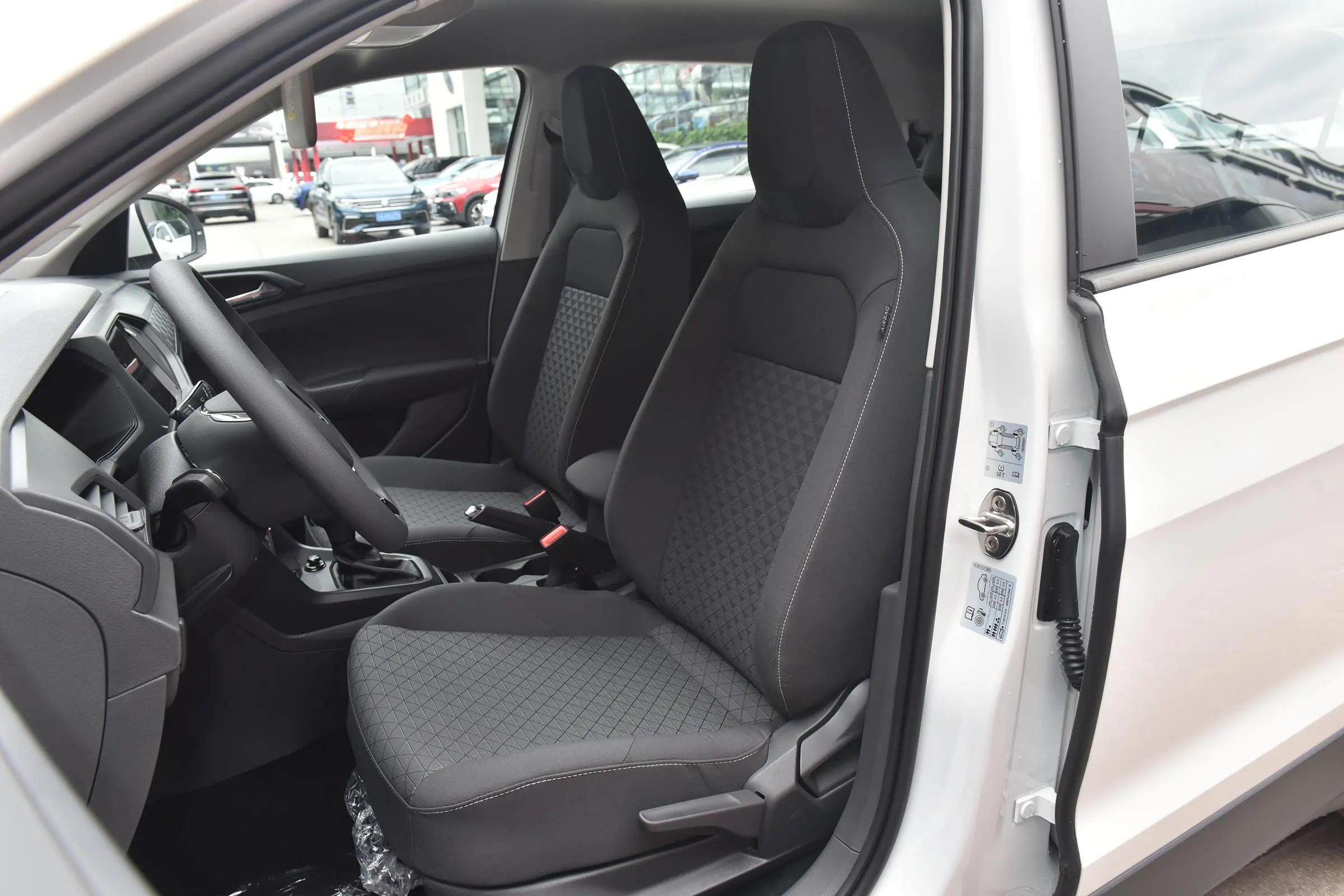 大众途铠自动风尚版评测,汽车推荐大众途铠车型