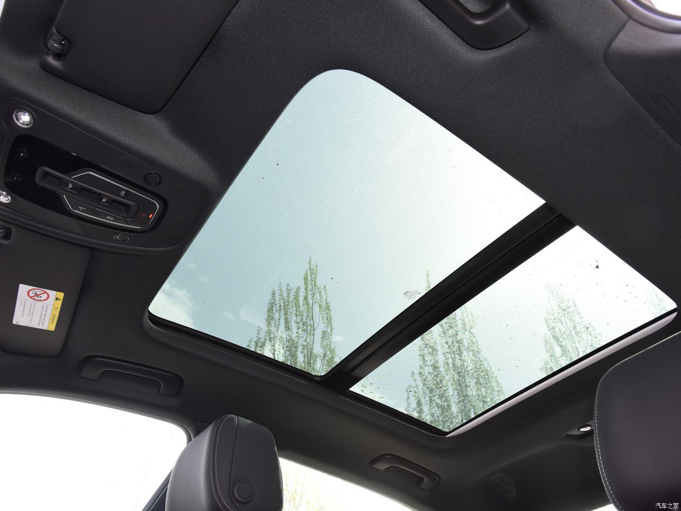 年轻人首选的豪华座驾一汽奥迪a4l,奥迪a4l豪华动感星夜版值得买吗