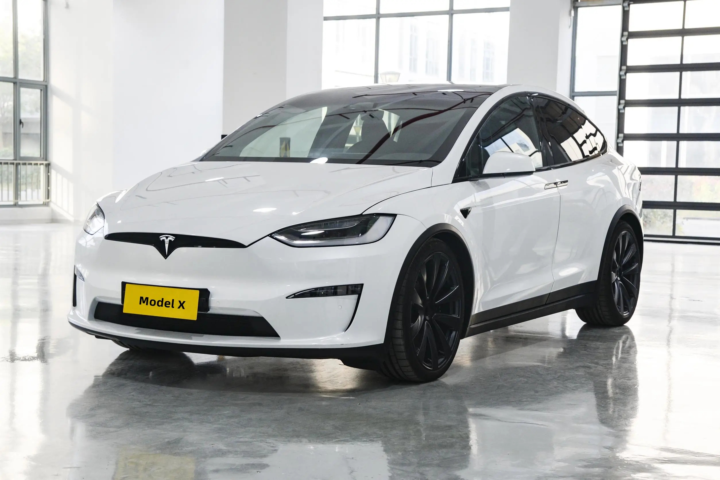 特斯拉Model X涨价1.9万元，调价后售价89.89-105.89万元