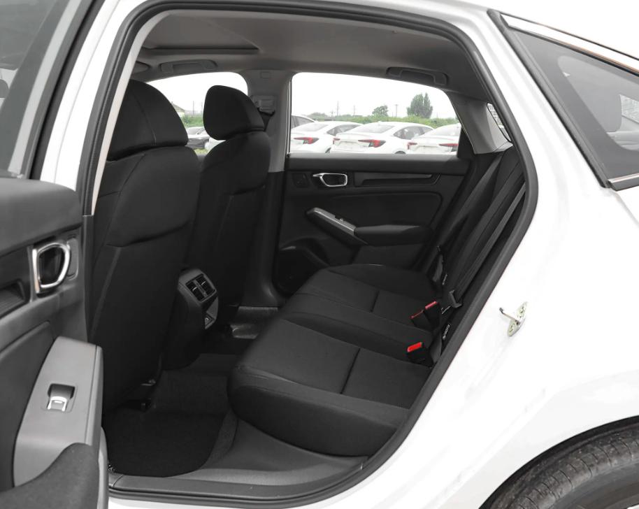 本田型格三厢版买哪个配置,本田型格2023240turbocvt豪华版