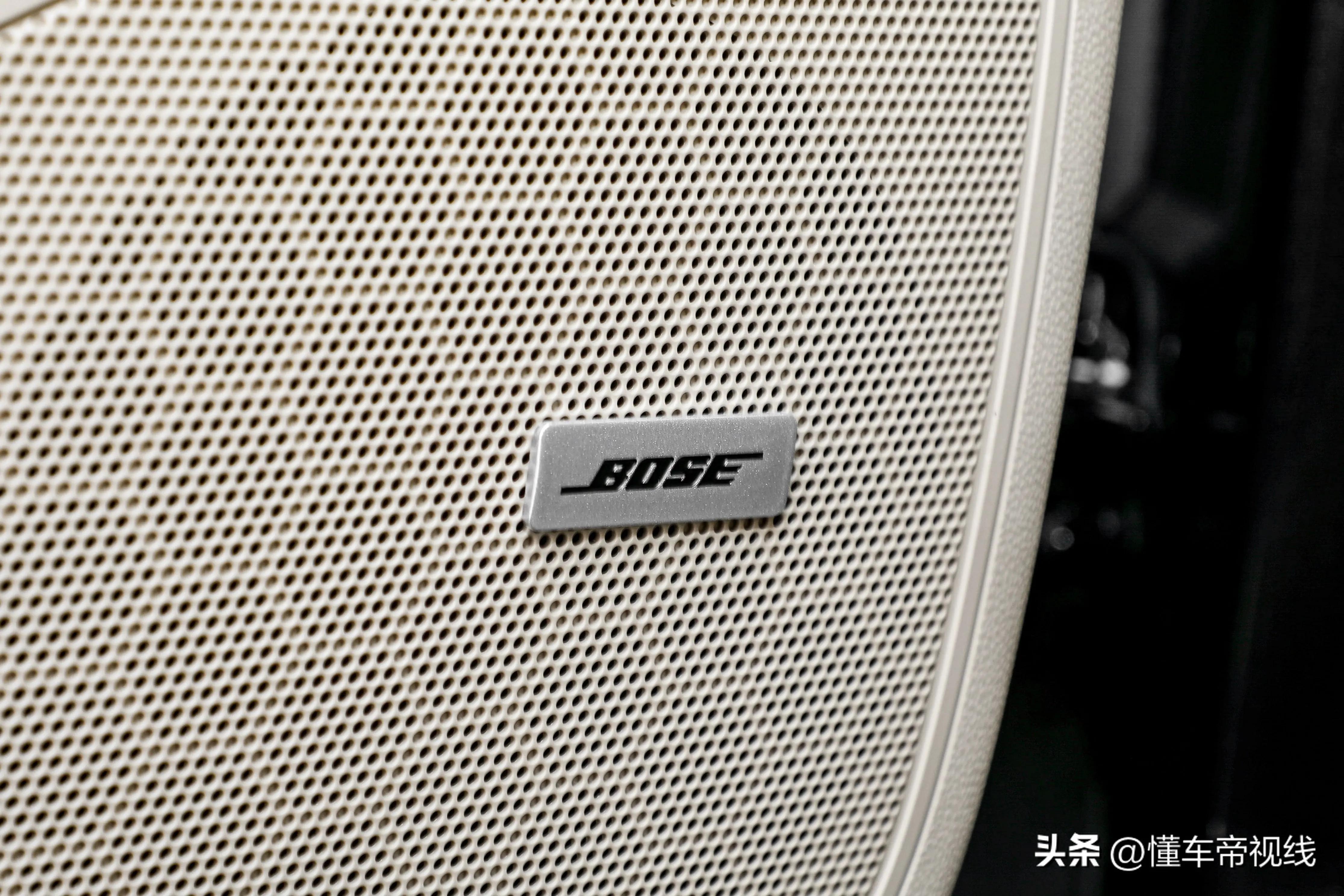 别克gl82022款es陆尊653t豪华型,最新款gl8es陆尊落地价