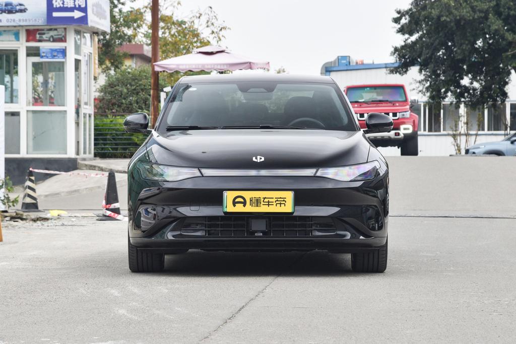 隔音效果最好的汽车双层玻璃,汽车夹层镀膜玻璃的优点与缺点