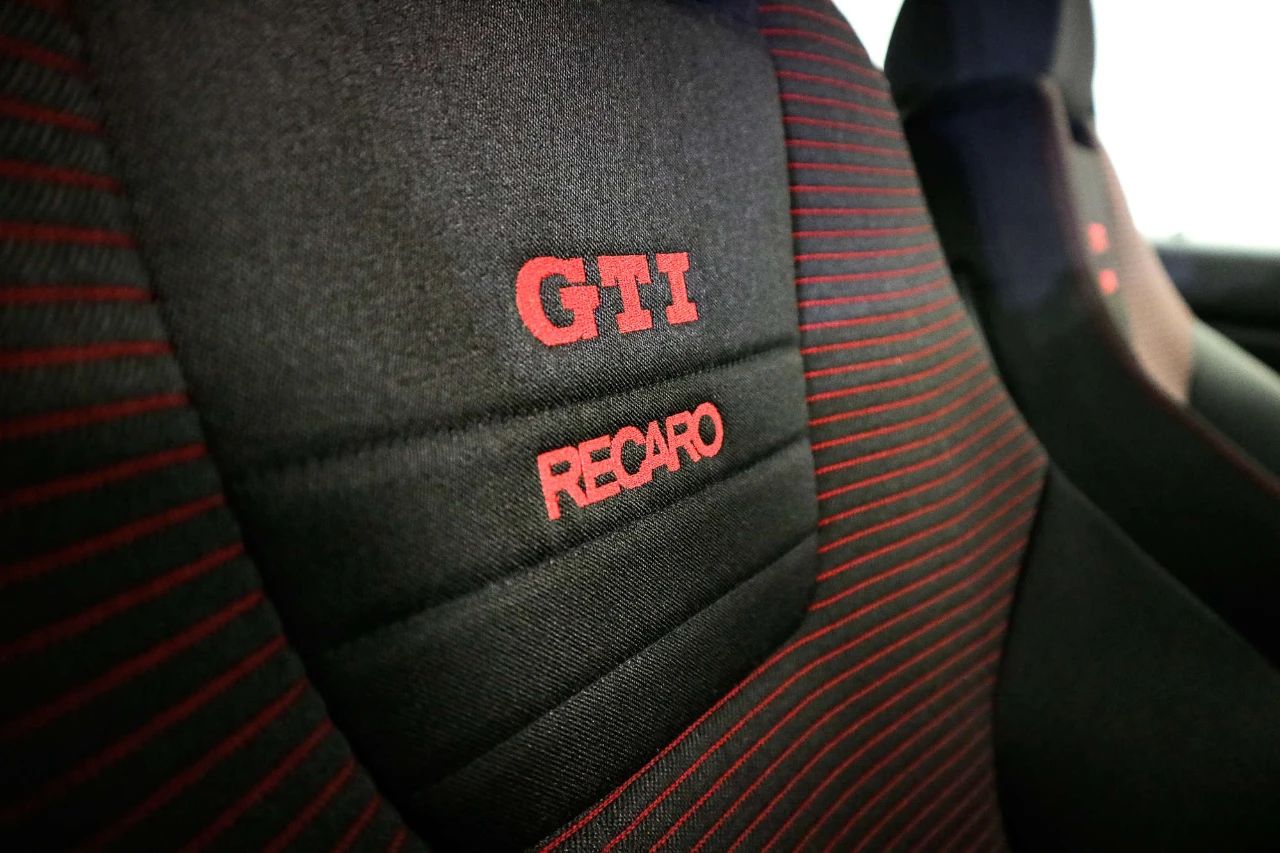 19年高尔夫gti8万左右,19年高尔夫gti是哪一代