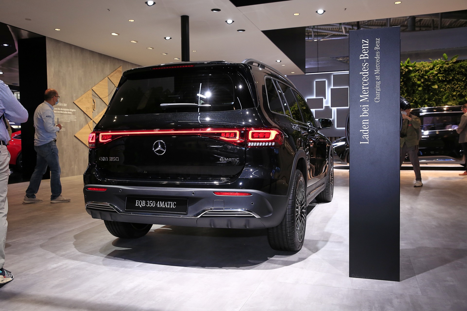 2023款eqb奔驰纯电动落地多少钱,奔驰全新eqb价格曝光7座布局海外