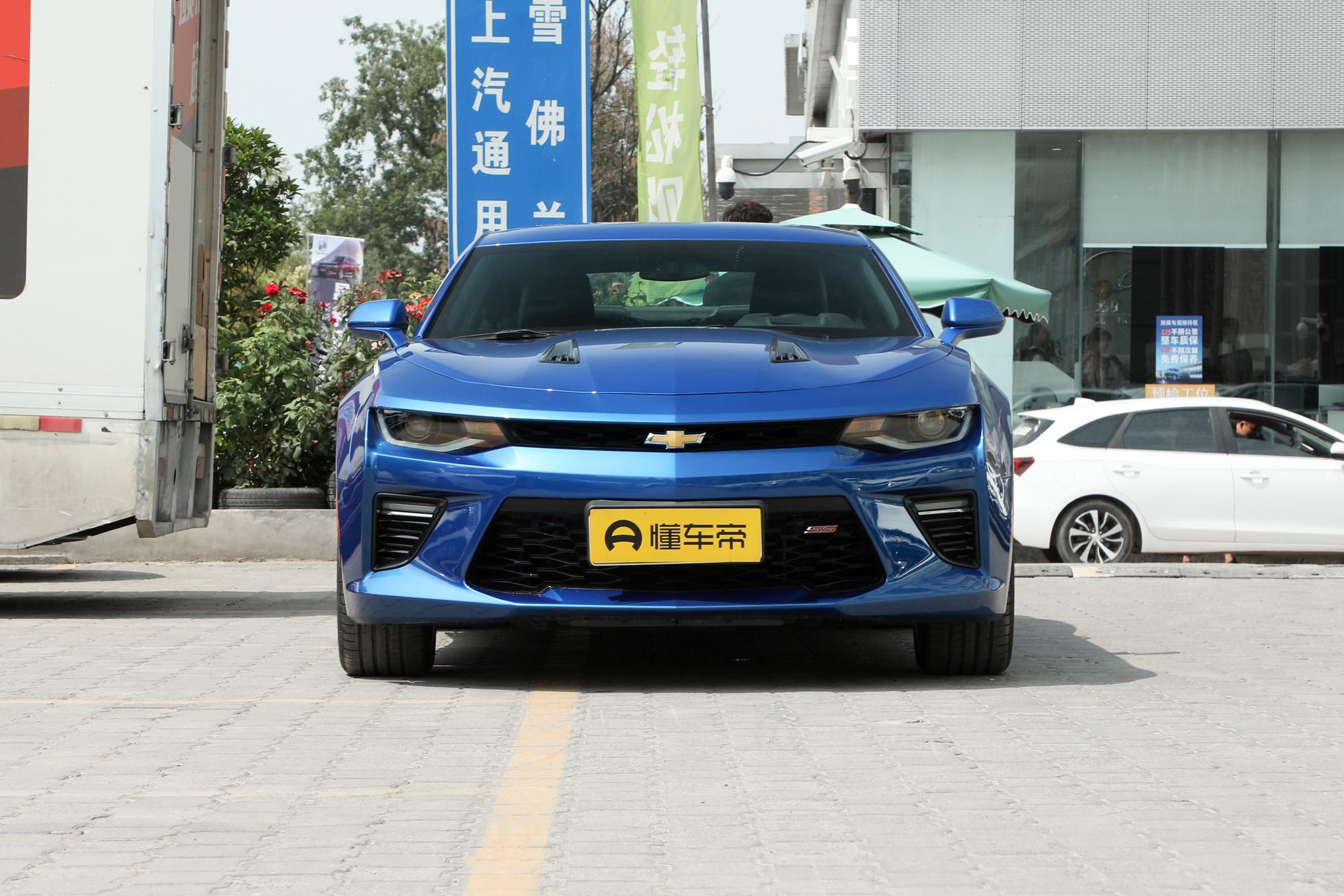 最令人着迷的三款大马力后驱车,美式肌肉车雪佛兰科迈罗解析