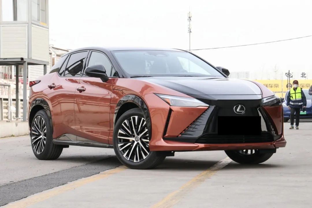 为什么新能源车这么多油价还不跌,新能源车那么多为什么油价一直涨