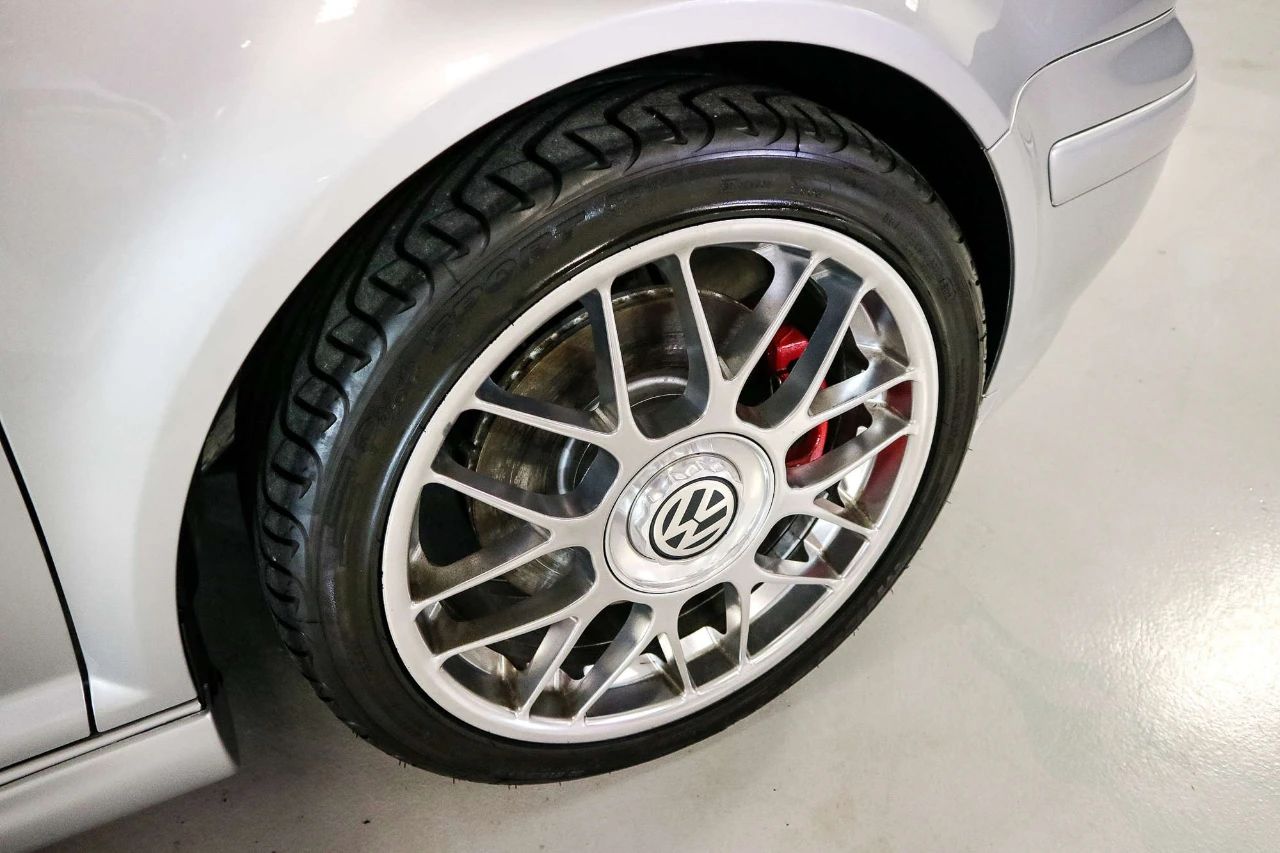 19年车龄仅行驶8英里大众高尔夫GTI25周年纪念版