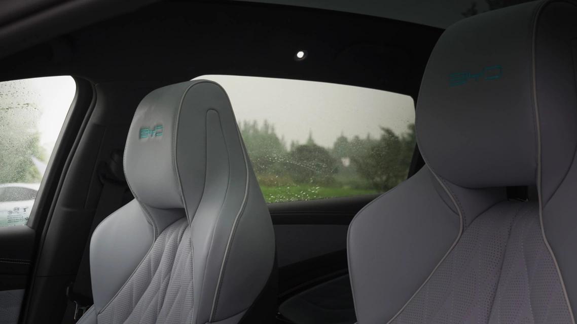 比亚迪海豹DMi的竞争对手有哪些,比亚迪海豹的对标产品