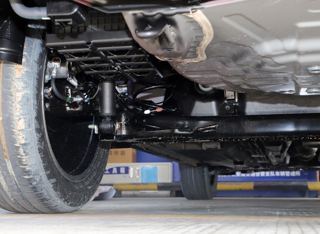 新车评网试驾日产劲客视频,日产劲客夏东试驾视频