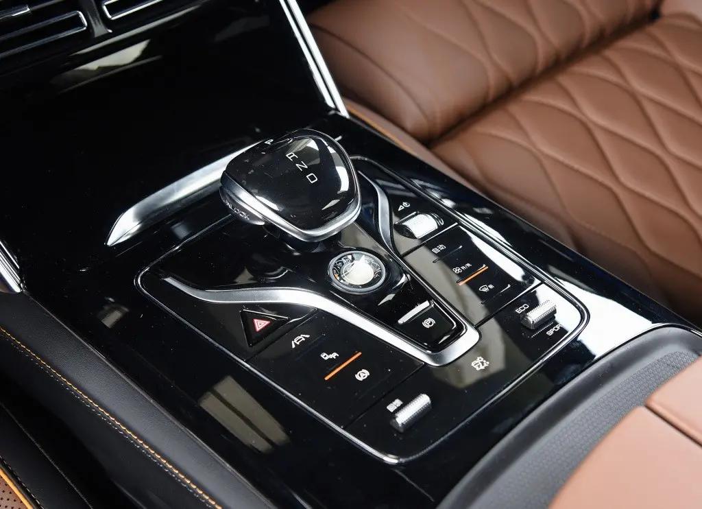 新款比亚迪唐ev七座版,顶配唐ev可以选择7座吗