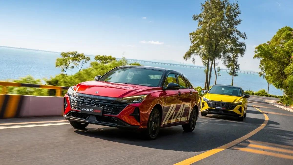 5万元买车就选这4款以口碑取胜,15万元预算三款运动型轿车推荐