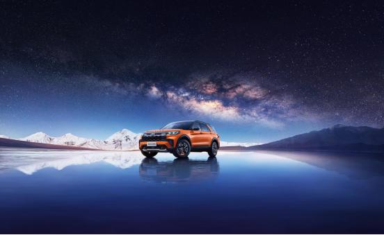 2024款福特探险者昆仑巅峰版车型,福特昆仑巅峰版顶级豪华版