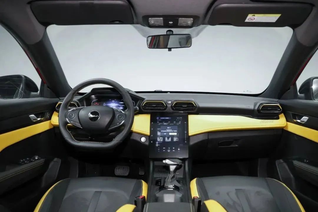 年轻人的「量身定做」：全新奕炫马赫版一口价6.49万起