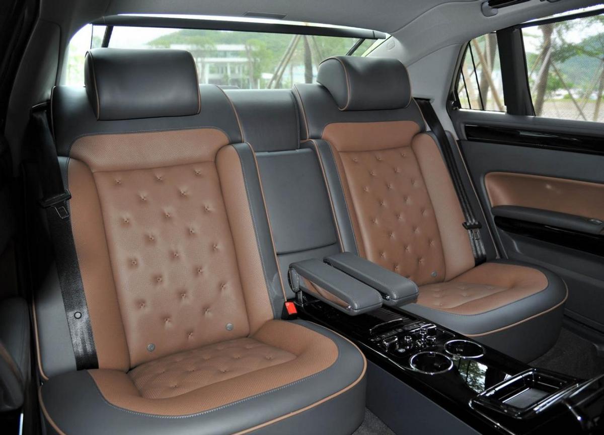 辉腾2018款豪华款报价,2016款四座尊享版辉腾价格