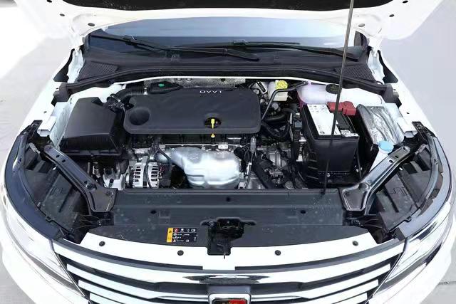 荣威i6新车型评价评测,i6空间大的轿车