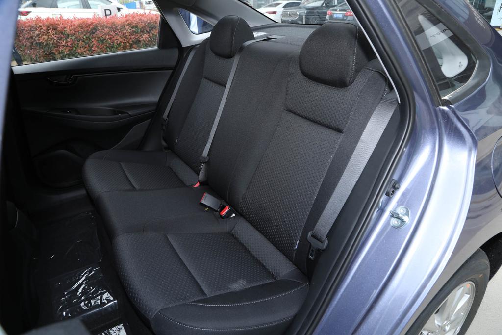 北京现代悦动车型,现代悦动车型图片