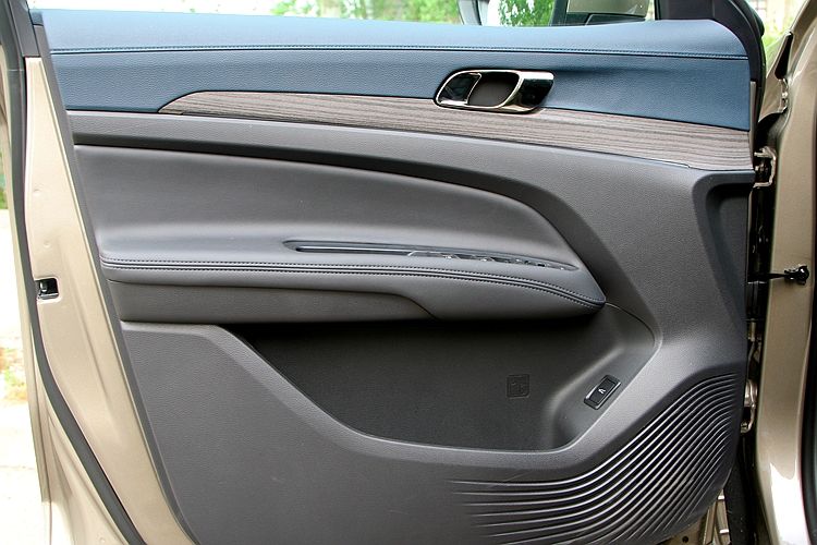 江铃福特领睿极境版动力如何,最新江铃福特领睿试驾