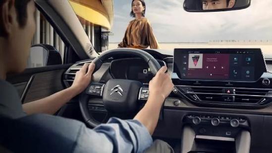 凡尔赛的愉快生活方式,凡尔赛生活怎么样