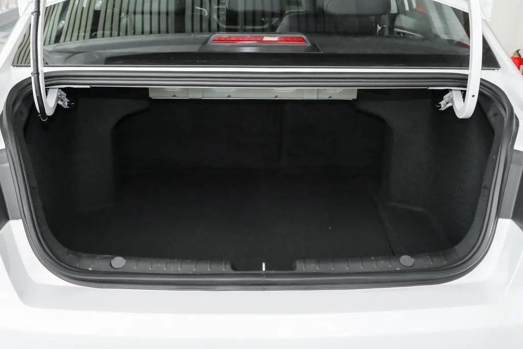 吉利帝豪新能源2019款,吉利帝豪最新款新能源指导价