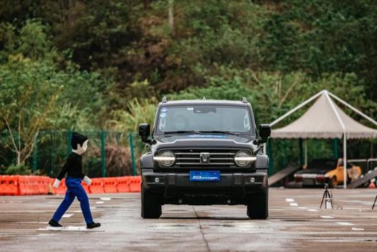 这才叫硬实力！坦克300摘得双项大奖