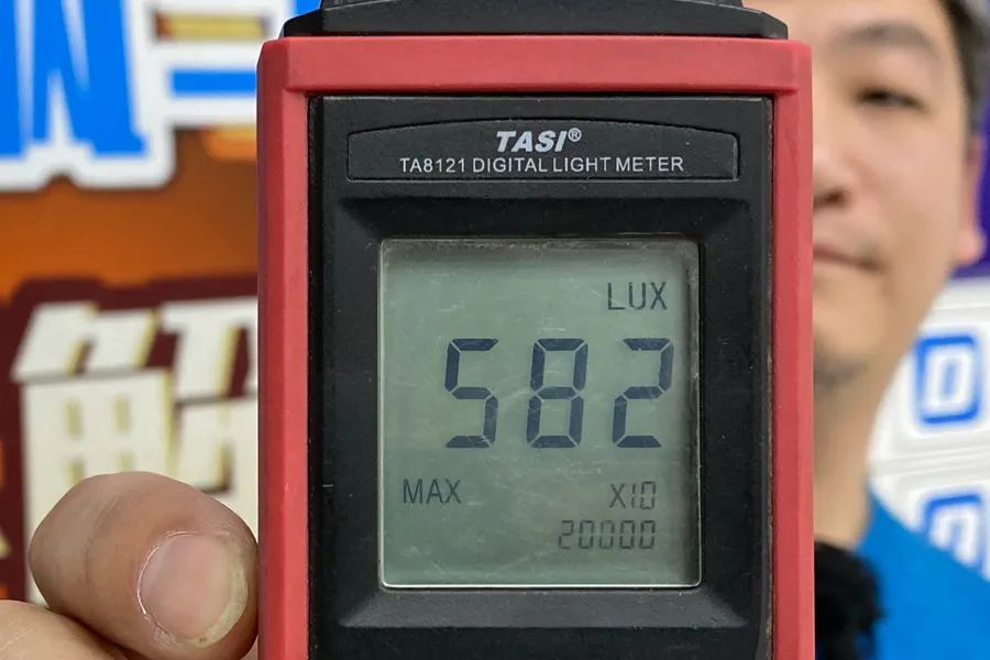 东风风神奕炫max2021款新车报价,东风风神奕炫max和奔腾b70哪个好