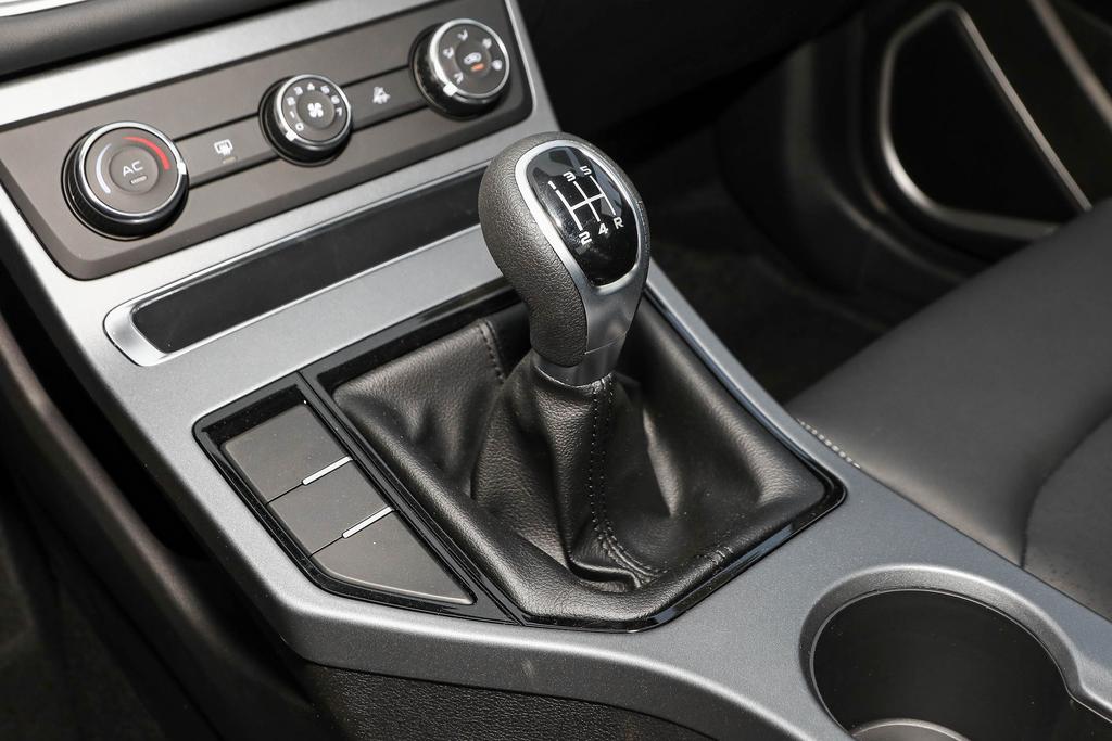 帝豪外观装饰,吉利帝豪怎么装饰