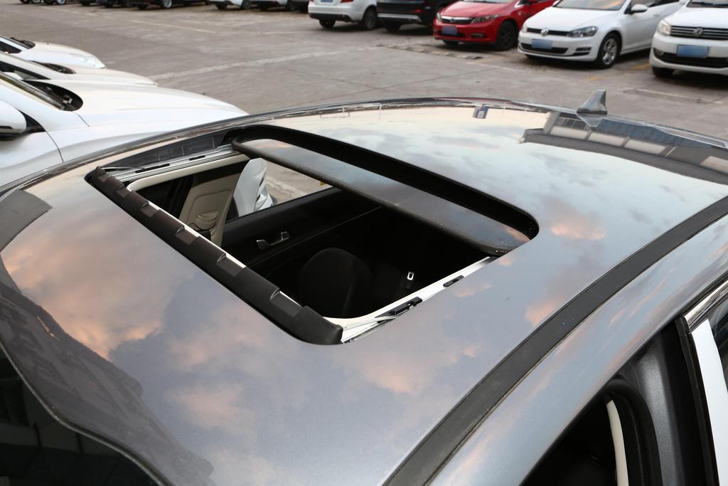 起亚k5试驾2020款2.0t多少钱,起亚k5试驾车出售