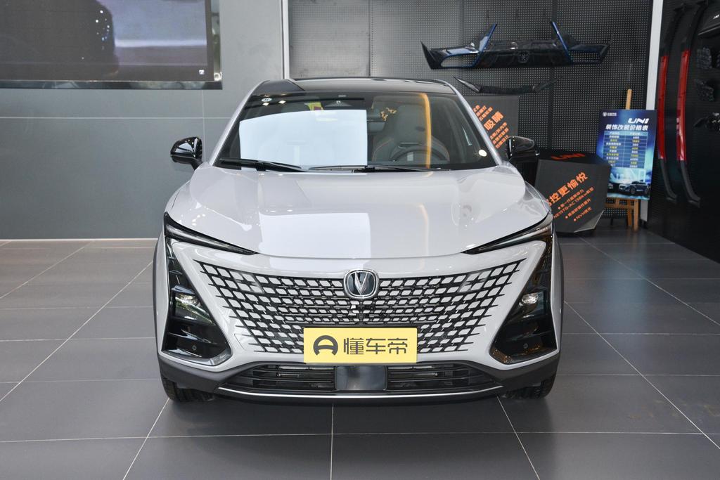 长安uni-t2022款1.5t卓越型 (长沙长安uni-t热销中最高优惠3.45%)