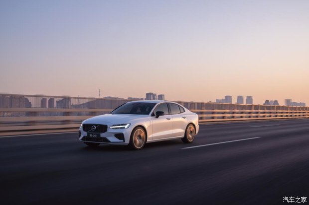 s60沃尔沃48v轻混很容易出问题吗,沃尔沃s60试驾视频2010