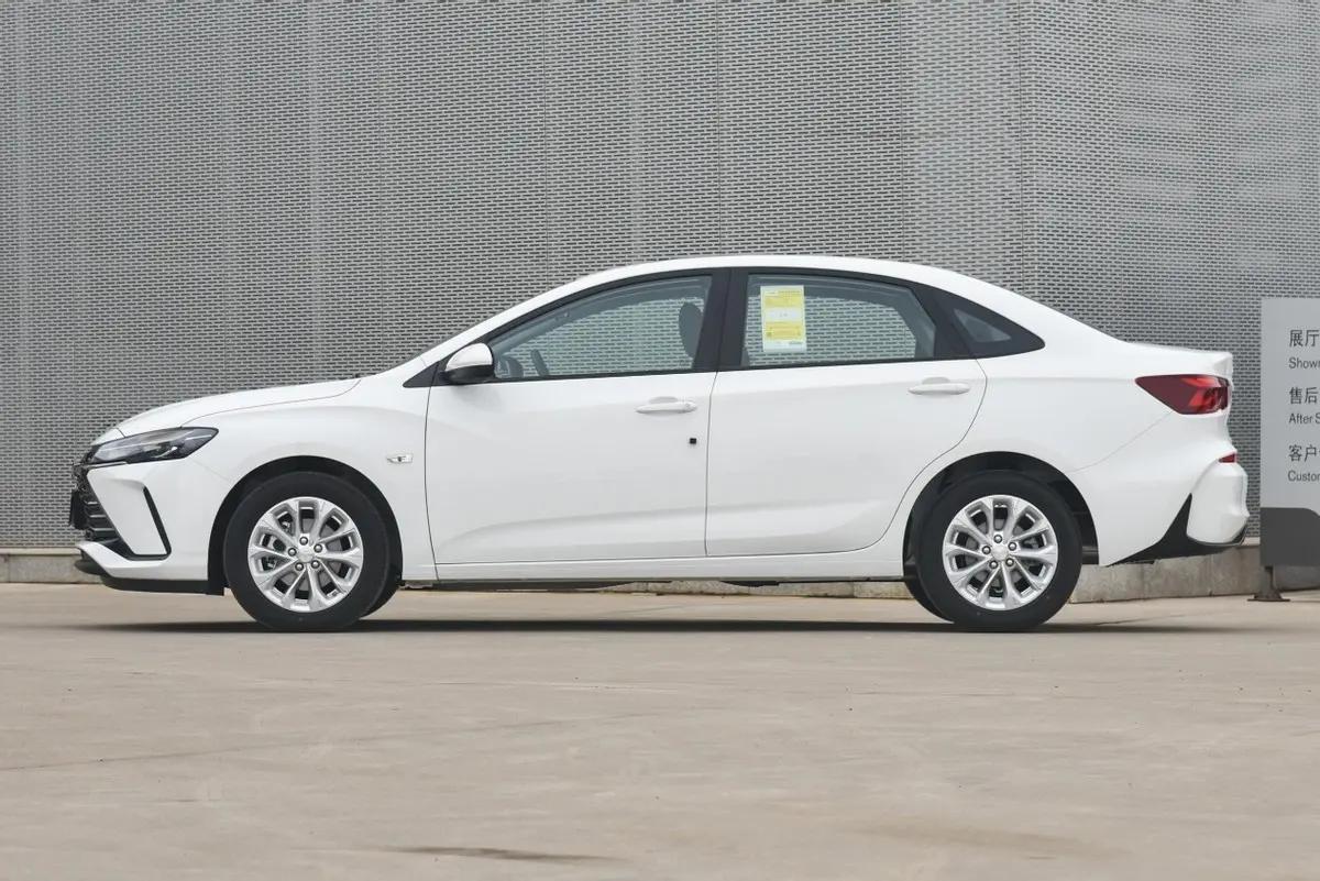 科鲁泽1.5l用车体验,科鲁泽4缸车美系黑色自动舒适版