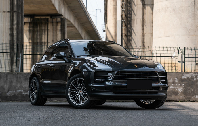 保时捷迈卡macan2.0t,保时捷macan改超宽胎