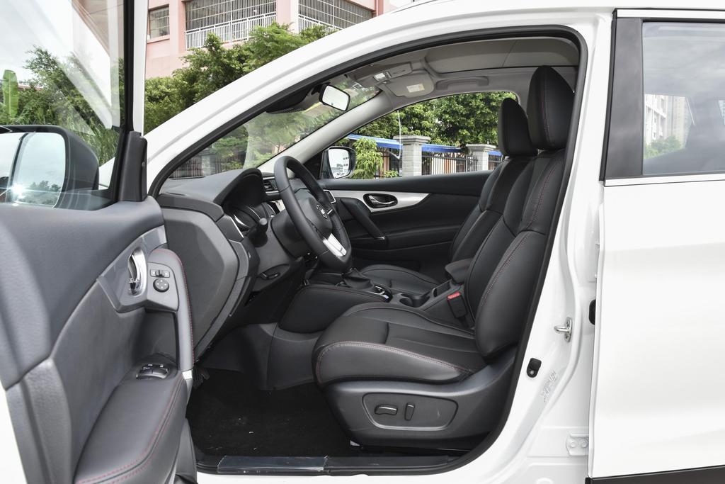 2022款逍客豪华版购置税要多少钱,2.0l逍客14.88万购置税是多少