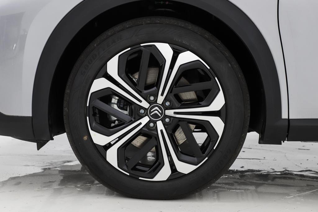 和凡尔赛c5x同级别的车都有哪几款,小型suv和凡尔赛c5x比较