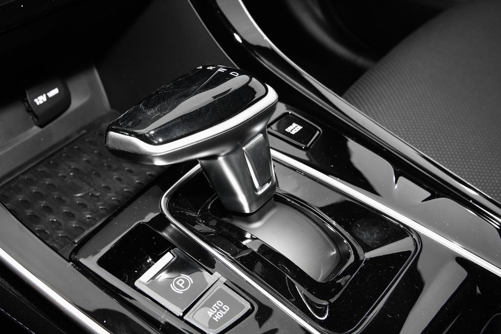 名图和ix25哪个值得购买,ix252020值得买吗