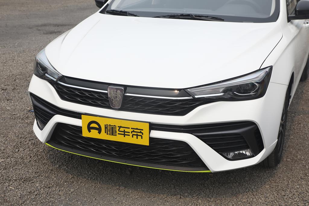 荣威i5这款车家用实惠吗,荣威i5和桑塔纳手动挡哪个省油