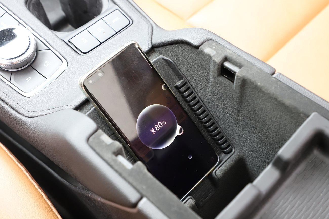 2000公里试驾视频,全新xt4真实空间测试