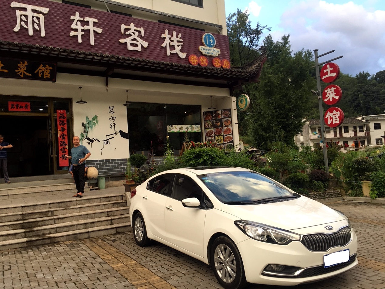 同样是10万的车电车和油车怎么选,同样的车十万块钱买轿车还是买suv