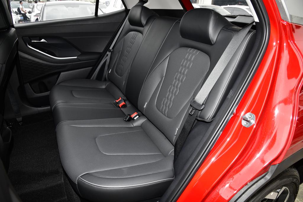 名图和ix25哪个值得购买,ix252020值得买吗