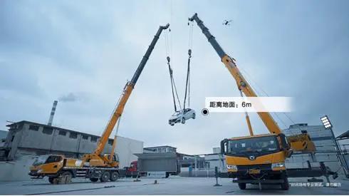 巨型弹弓撕扯仍正常驾驶不愧是家轿卷王