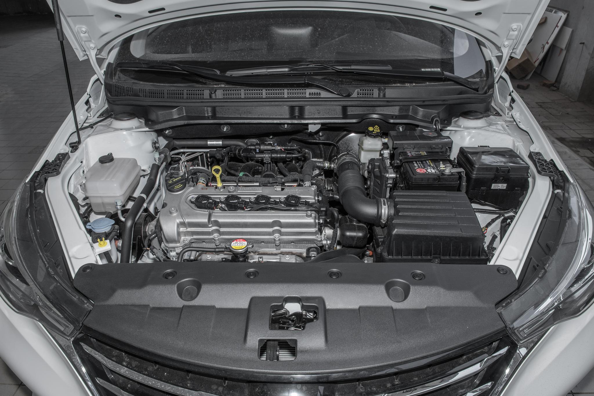 16年长安悦翔v7手动挡质量咋样,长安悦翔v7手动挡试驾视频